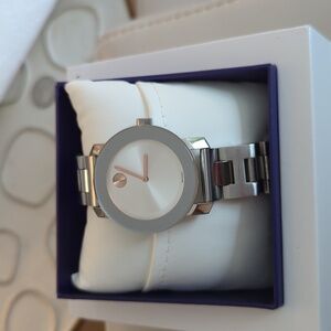 Movado Women's Watch MB.01.3.14.6312 Swiss Quartz Silver Dial Steel 36mm